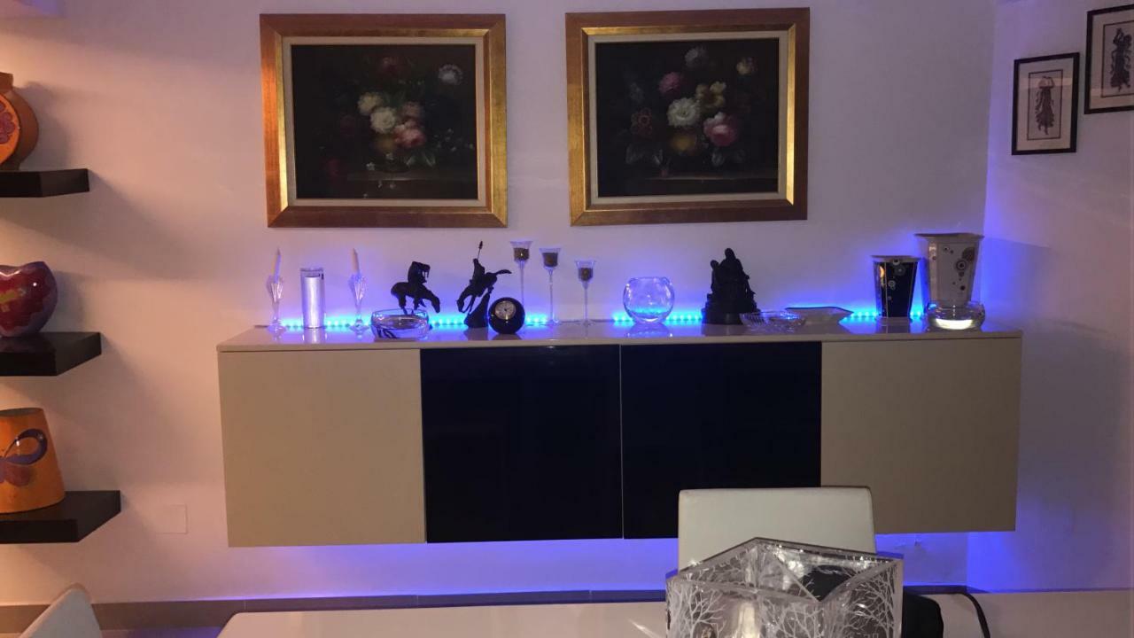 דירות קונסטנצה Ozana Apartament מראה חיצוני תמונה